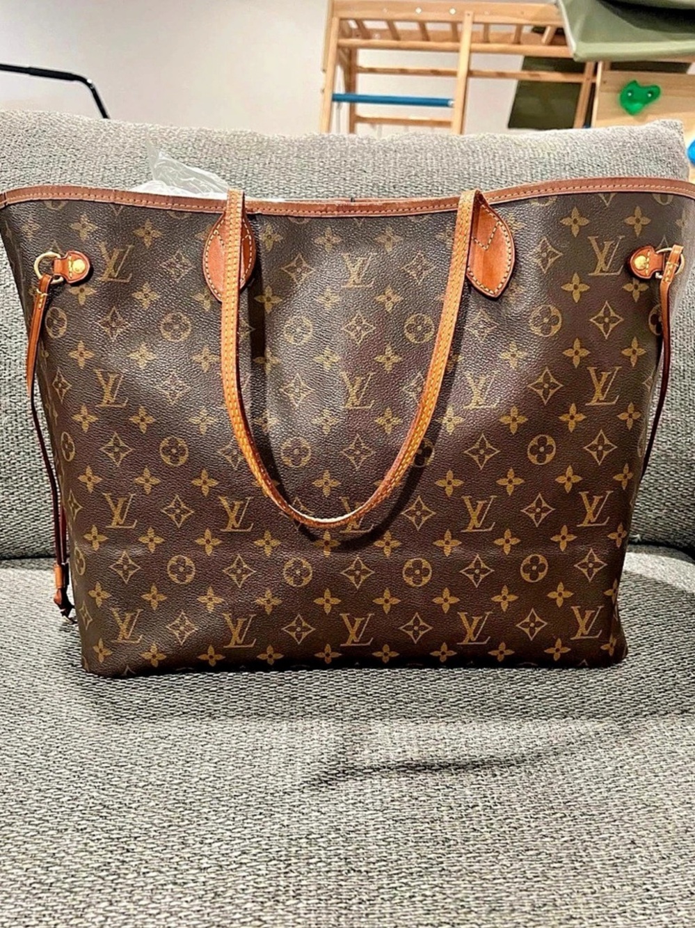 Louis Vuitton Neverfull MM Monogram Tote in Brown & Tan